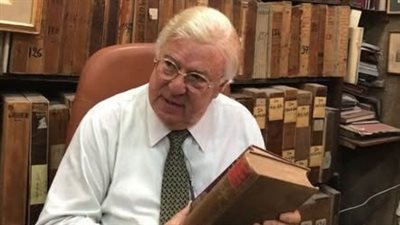 هل سُرقت الكُتب النادرة؟| صراعات مشتعلة لمنظمات عالمية ودور نشر لامتلاك مكتبة حسن كامي.. فما مصيرها؟