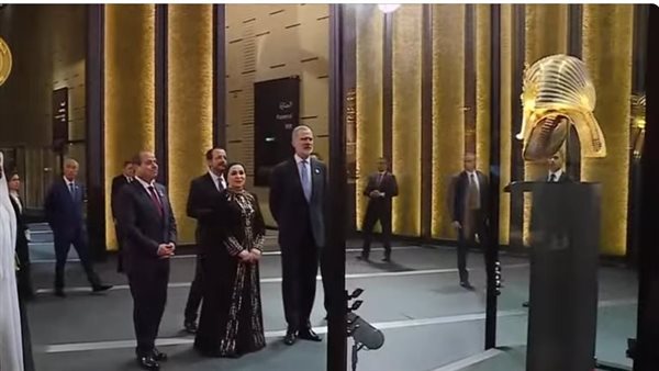 قناع الملك تون عنخ