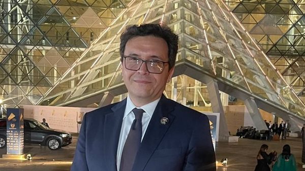 وزير الثقافة في المتحف