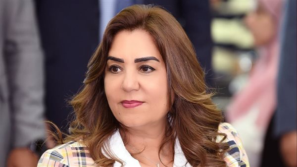 الدكتورة منال عوض