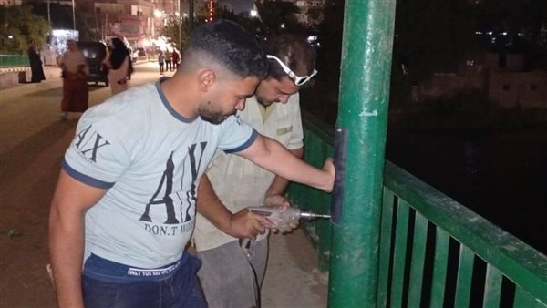 تأمين أعمدة الإنارة