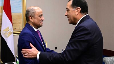 رئيس الوزراء لنظيره اليمني: مصر تدعم الحكومة الشرعية وتحقيق الأمن والاستقرار في اليمن الشقيق