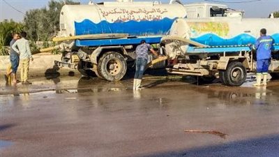 انتشار سيارات الصرف الصحي بميادين الإسكندرية للتعامل مع الأمطار الغزيرة المتوقعة