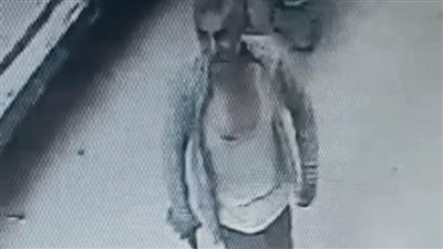 الأمن يفحص حقيقة فيديو لرجل مسلح يهدد المواطنين في شوارع أخميم بسوهاج