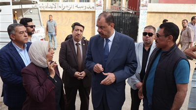 محافظ سوهاج يتفقد أعمال إنشاء المجمع الخدمي لصانعي الأثاث في طهطا | صور
