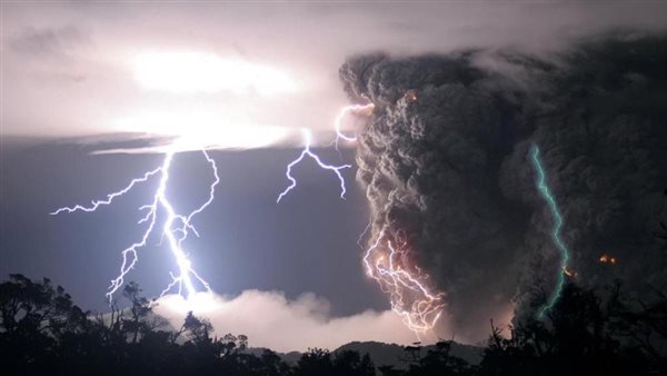 البرق - تعبيرية 