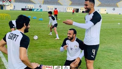 الأهلي يطمئن من المنتخب على “ركبة” أفشة