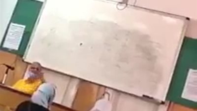 وزير التعليم العالي يحيل أستاذا جامعيا للنائب العام بعد اتهامه بازدراء الأديان