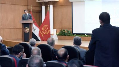 “عبد الوهاب”: المشروعات الاستثمارية في بورسعيد وفرت آلاف فرص العمل ومئات الأنشطة الصناعية