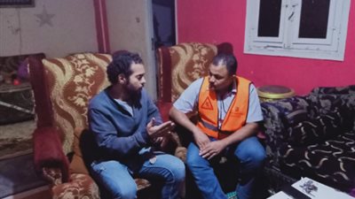 بعد تداول فيديو لمواطن يشكو ضيق الحال.. “التضامن” توجه بتقديم مساعدات عينية ونقدية له (صور)