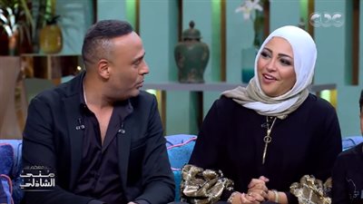 زوجة محمود عبد المغني: سابني يوم الولادة وراح ياكل كشري (فيديو)