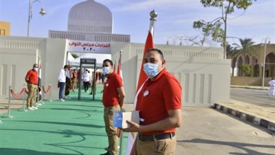 سكان مدينة الرحاب يدلون بأصواتهم في انتخابات مجلس النواب (صور)