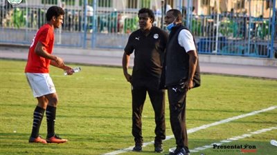 ربيع ياسين يضم ثنائيا محترفاً لقائمة منتخب الشباب