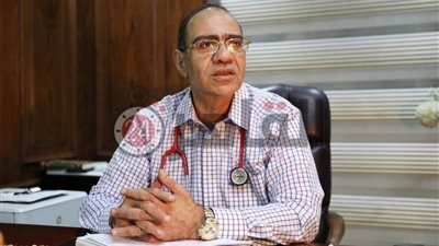 اللجنة العلمية لمواجهة كورونا: الإجراءات الاحترازية “طوق النجاة” من فيروس كورونا