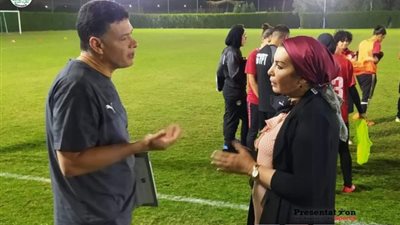 المدير الفني لمنتخب الكرة النسائية: نعمل على رفع سقف طموحات اللاعبات