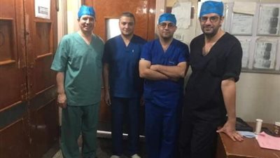 فريق طبي بجامعة أسيوط ينجح في إجراء عملية معقدة ونادرة على مستوى العالم