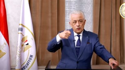 وزير التعليم عن عدم ارتداء الطلاب الكمامة: إنذار ومنع من دخول المدرسة (فيديو)