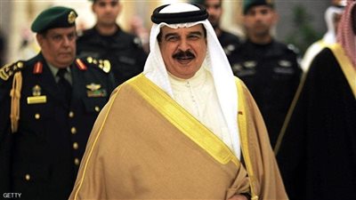 العاهل البحريني يُكلف ولي العهد الأمير سلمان بن حمد برئاسة مجلس الوزراء