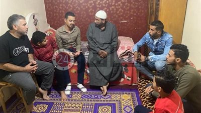 “جهزوا الأكل عشان زمانه راجع”.. أسرة محمد عادل تطالب بالقصاص: “ابننا مات عشان راجل” (فيديو)