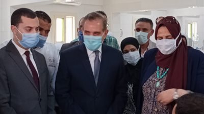 محافظ كفر الشيخ: “لو مالتزمتوش بالإجراءات الاحترازية هقفل سوق الخميس”