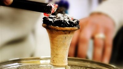 “المنشآت السياحية” تطالب الحكومة بعودة الشيشة إلى المقاهي: خسرنا 450 مليون جنيه