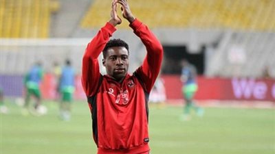 رسميًا.. الصفاقسي التونسي يتعاقد مع ماليك إيفونا