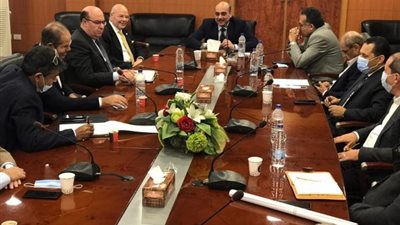 غرفة صناعات مواد البناء تطالب بإلغاء الضريبة العقارية