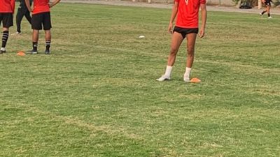 أحمد عيد يشارك في مران منتخب الشباب