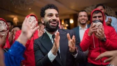 أول تعليق من والد محمد صلاح بعد إصابة نجله بفيروس كورونا وعزله في فندق المنتخب