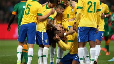 قلق في ليفربول بعد إصابة لاعب منتخب البرازيل بفيروس كورونا