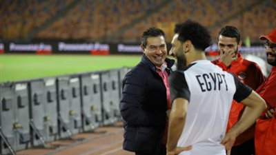 بعد مخالطة محمد صلاح.. سلبية عينة أحد أفراد الجهاز الطبي لمنتخب مصر (خاص)