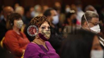 لبلبة وطارق الشناوي ويسري نصر الله.. أبرز الحضور بمؤتمر “القاهرة السينمائي” (صور)