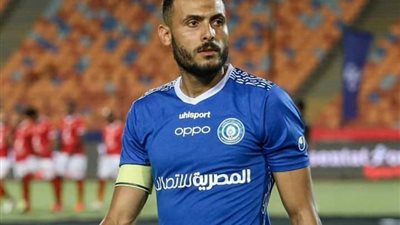 إبراهيم القاضي: انتقالي لإنبي كان صعبًا.. والألقاب والوجود بالمربع الذهبي بالدوري هدفنا (حوار)