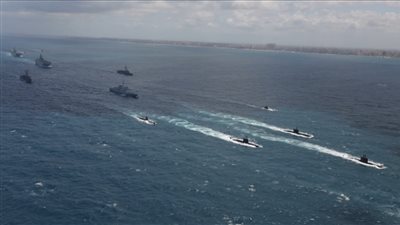 “العربية”: القوات البحرية المصرية تجري تدريبات عسكرية مع بحرية فرنسا
