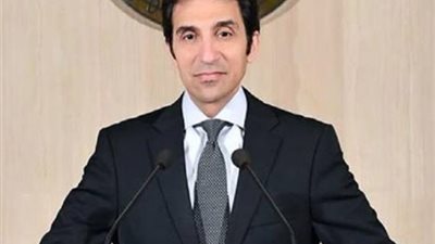 كيف تمول الدولة المشروعات القومية وما هي العوائد؟.. متحدث رئاسة الجمهورية يجيب (فيديو)