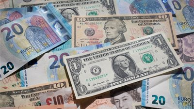 اليورو بيسجل 18.48 جنيه.. أسعار العملات الأجنبية اليوم الأربعاء 18 نوفمبر 2020