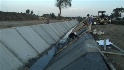 يوفر 5 مليارات متر مكعب من المياه المهدرة.. فوائد المشروع القومي لتبطين الترع والمصارف