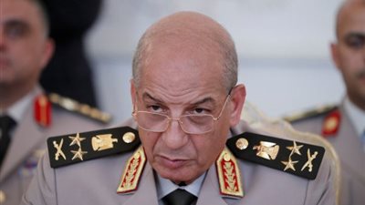 رئيس الأركان يشهد تنفيذ المرحلة الرئيسية للمشروع التكتيكي بجنود ذو جانبين “نصر 18” بالمنطقة الجنوبية العسكرية