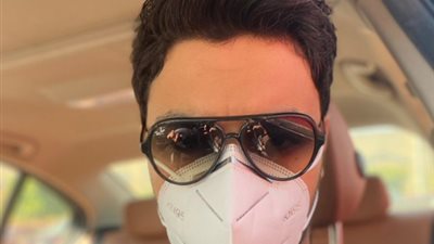في “عيد ميلاد كورونا”.. أحمد جمال ينصح متابعيه بارتداء الكمامة (صورة)