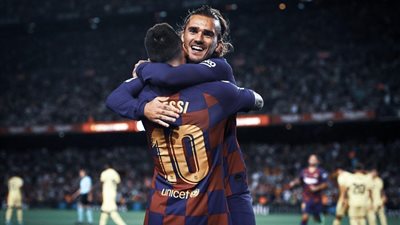 جماهير برشلونة تهاجم جريزمان بسبب ميسي (فيديو)
