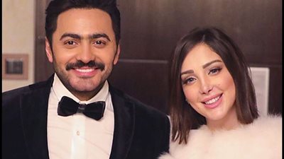 مطعم شهير يستغل أزمة تامر حسني وزوجته.. والأخيرة ترد: “أنا جعانة” (صورة)