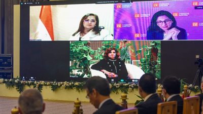 هالة السعيد: الدولة استثمرت بشكل كبير في تطوير البنية التحتية لتعزيز القدرة التنافسية للاقتصاد