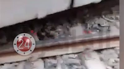 أول فيديو لخروج قطار مترو عن القضبان بخط حلوان المرج 