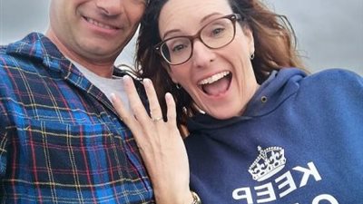 “ما فرقته الأيام تجمعه برامج المواعدة”..حبيبان يلتقيان إلكترونيا ويتزوجان بعد 6 أشهر