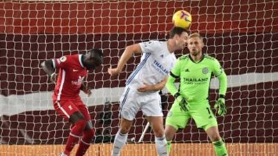 ليفربول يضرب ليستر سيتي بثلاثية في الدوري الإنجليزي