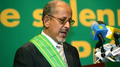 وفاة الرئيس الموريتاني الأسبق سيدي محمد ولد الشيخ عبد الله