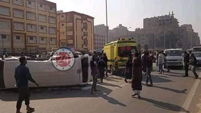 مصرع شخص وإصابة 6 آخرين في انقلاب ميكروباص بالسلام
