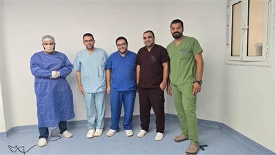 استئصال ورم سرطاني بالقولون الصاعد لسيدة عمرها 73 عاما في كفر شكر