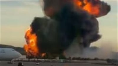 حاكم ولاية كنتاكي الأمريكية: مصرع 3 أشخاص وإصابة 11 آخرين إثر تحطم طائرة الشحن بمطار لويسفيل