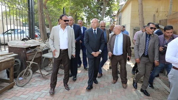 محافظ القاهرة يجري